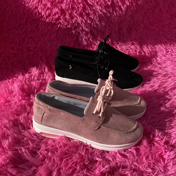 Two pair lot of lightweight sneakers, one blush the other black, size EU41 US10 - Picture 2 of 12